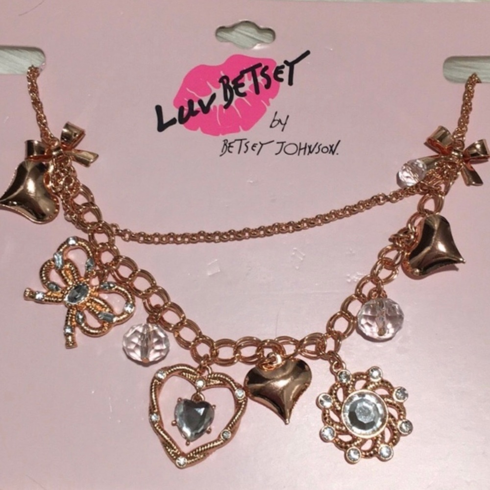 Betsey Johnson Luv Neckless, charm neckless